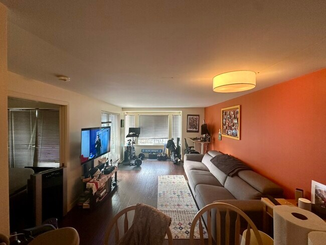 Photo - 1700 Bellevue Ave Condo Unit 304