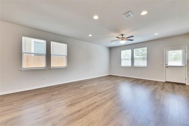 Photo - 11109 Sentinel Dr