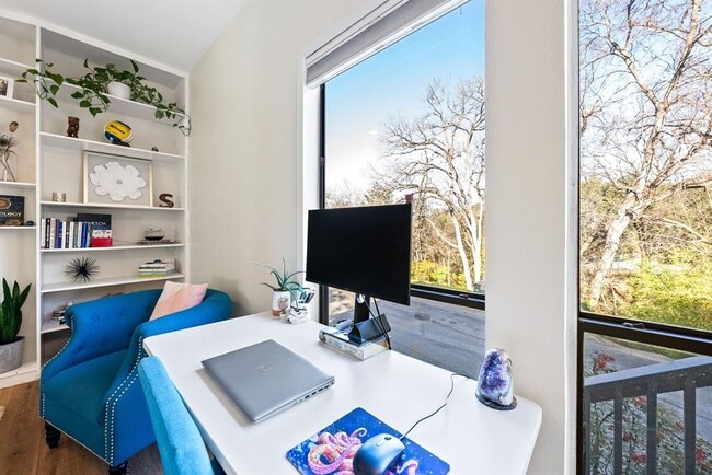 Building Photo - 3615 Jorge Dr Unit C