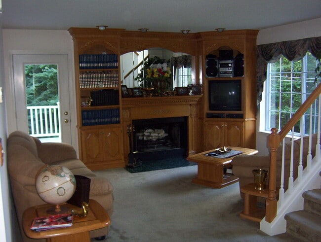Photo - 3 Starwood Ln