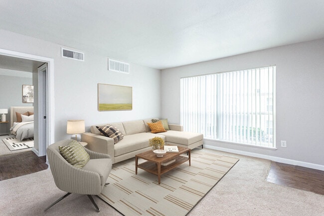 The Atrium At 5606