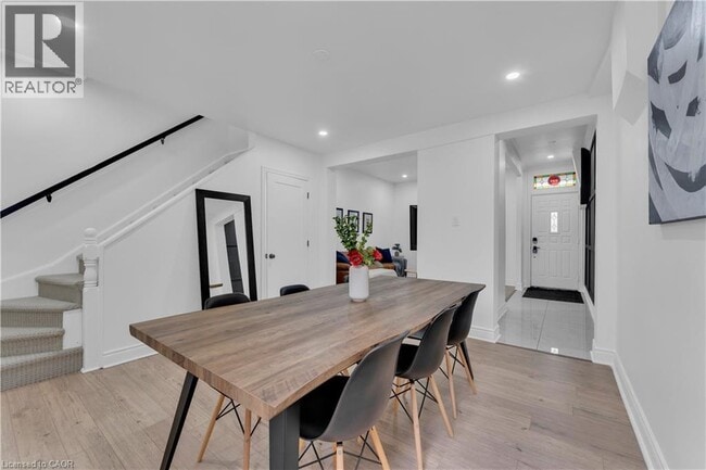 Photo - 237 West Avenue N