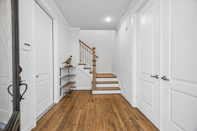 Photo - 1033 Ashland St