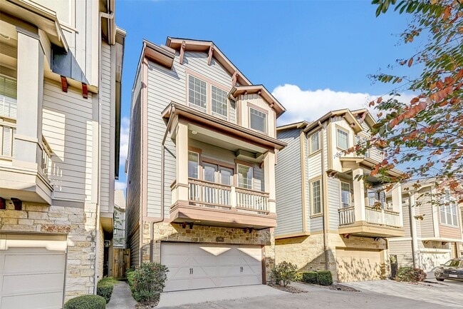 Photo - 746 Nicholson St