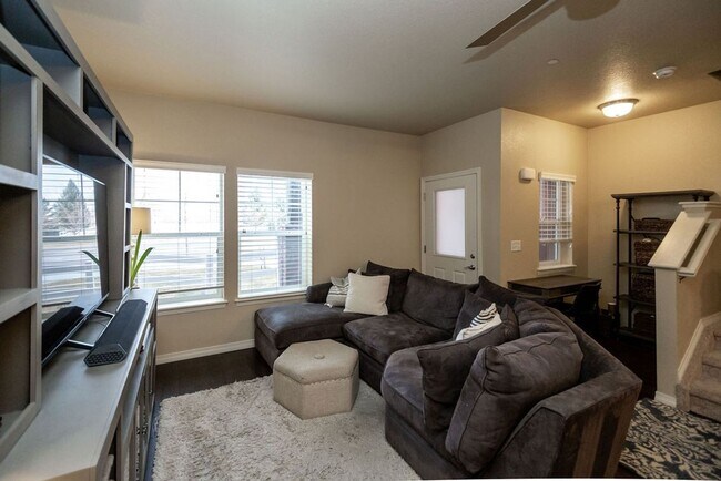 Photo - 3056 County Fair Ln Unit 3056 County Fair Ln 3