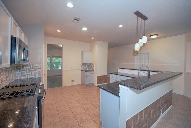 Building Photo - 2753 Foster Hill Dr Rental