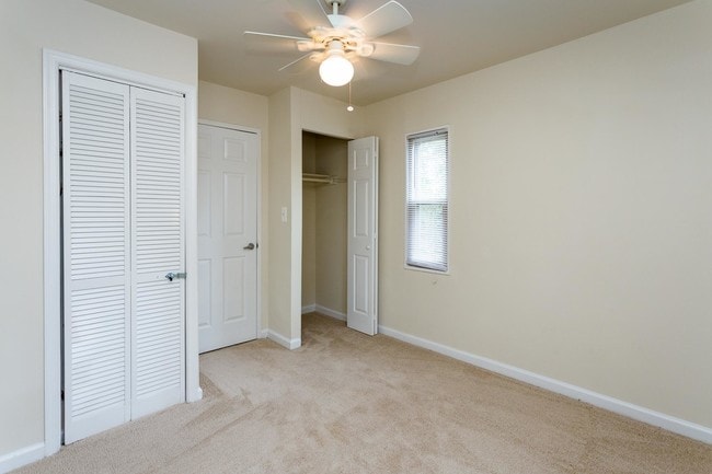 Photo - Laurel Manor