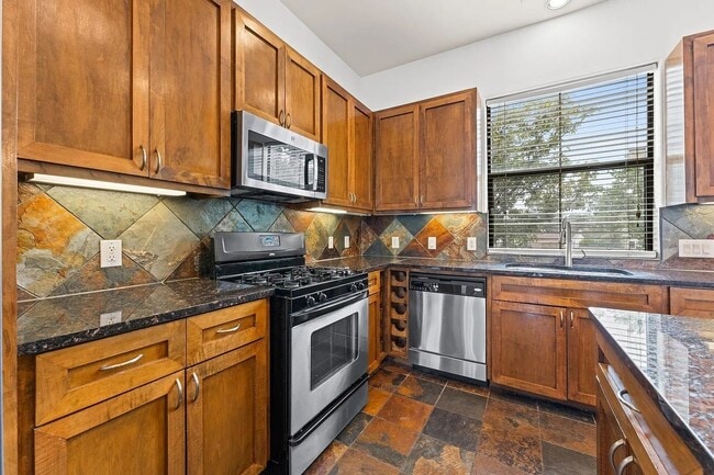 Photo - 2026 Tuam St