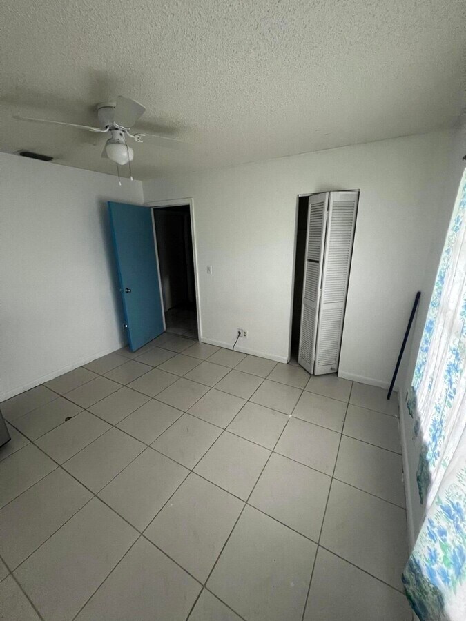 5748 Judd Falls Rd E House House Rental in Greenacres, FL