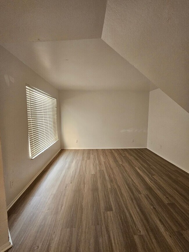 Photo - 1715 E Pepper Cir Unidad 01