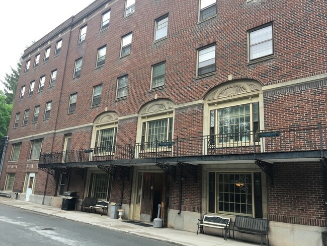 72 Academy St