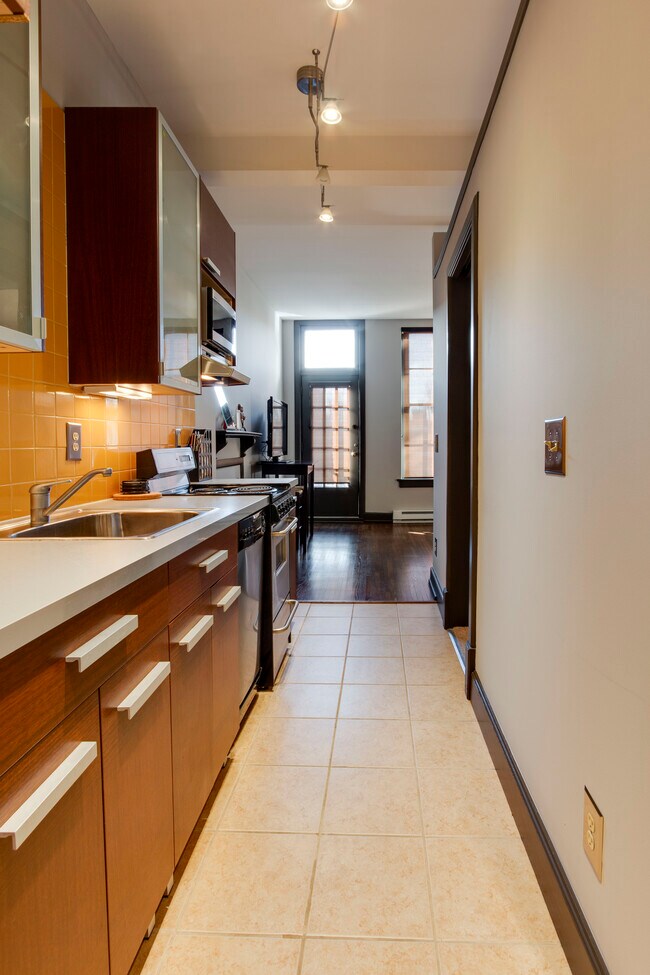 Photo - 12 W Poplar Ave Unidad 312