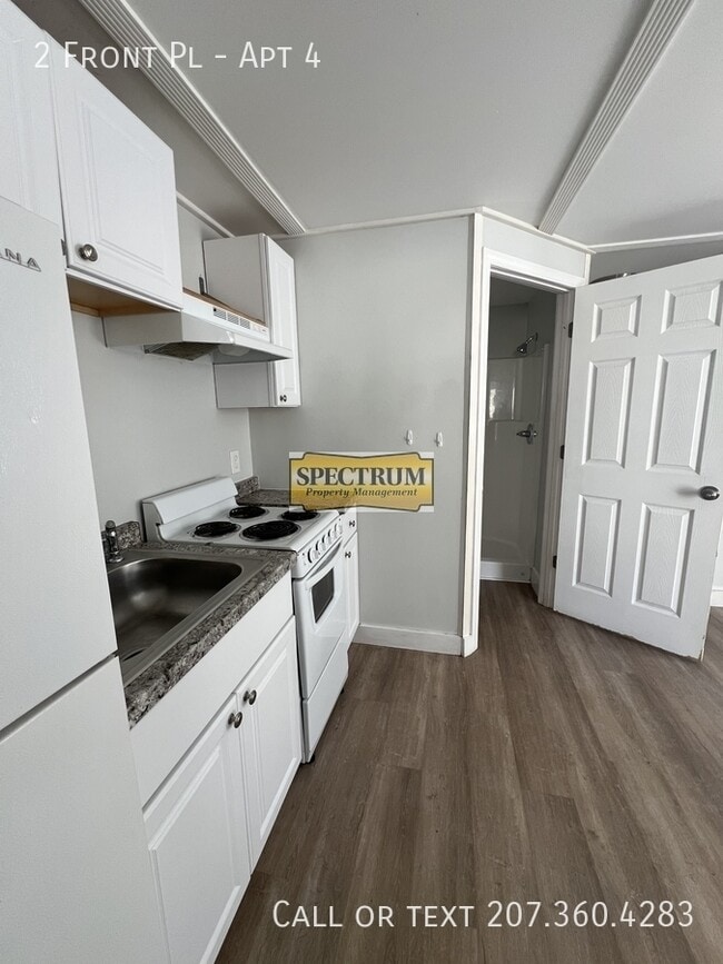 Building Photo - 2 Front Pl Unit Apt 4