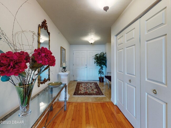 Photo - 1 John Anderson Dr Unit PH7