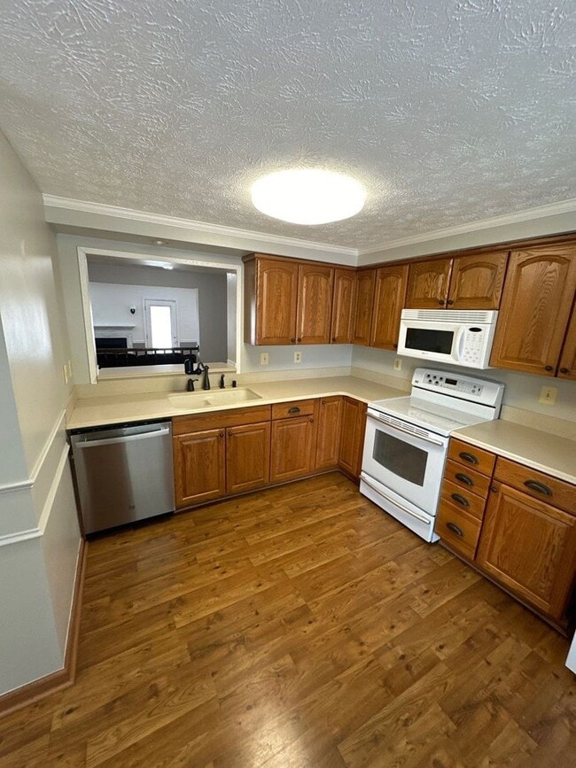 Photo - 3 bed Village of Thomas Run