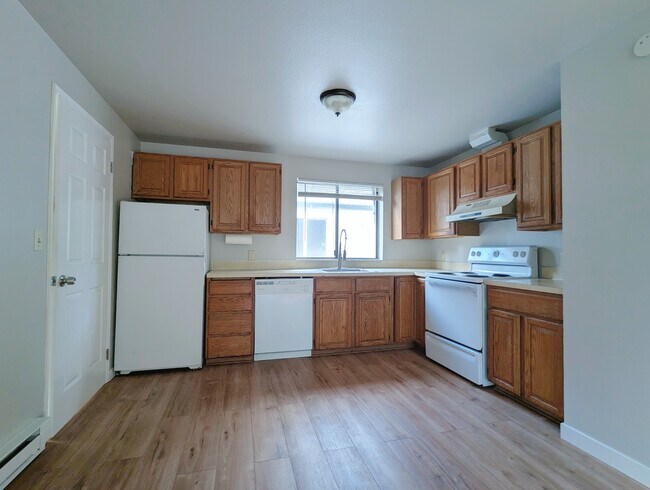 Kitchen - 8436 Delridge Way SW Unit 3