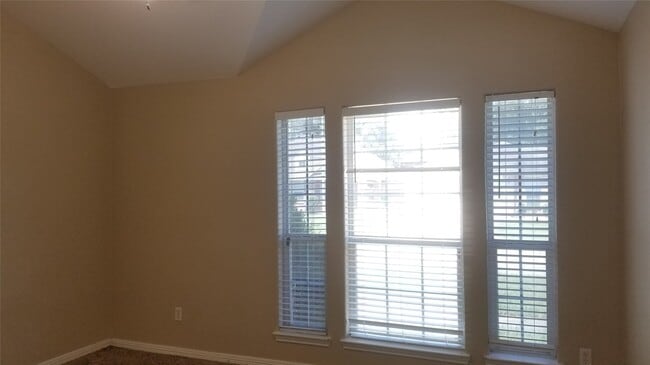 Photo - 3935 Cary Creek Dr