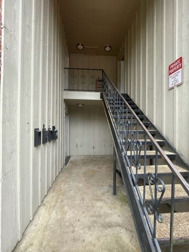 Photo - 307 Canada St Unit 2B
