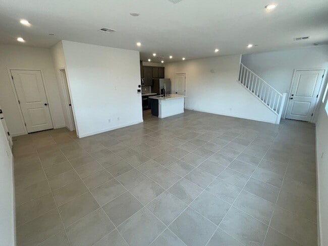 Photo - 808 Royal Beekman St