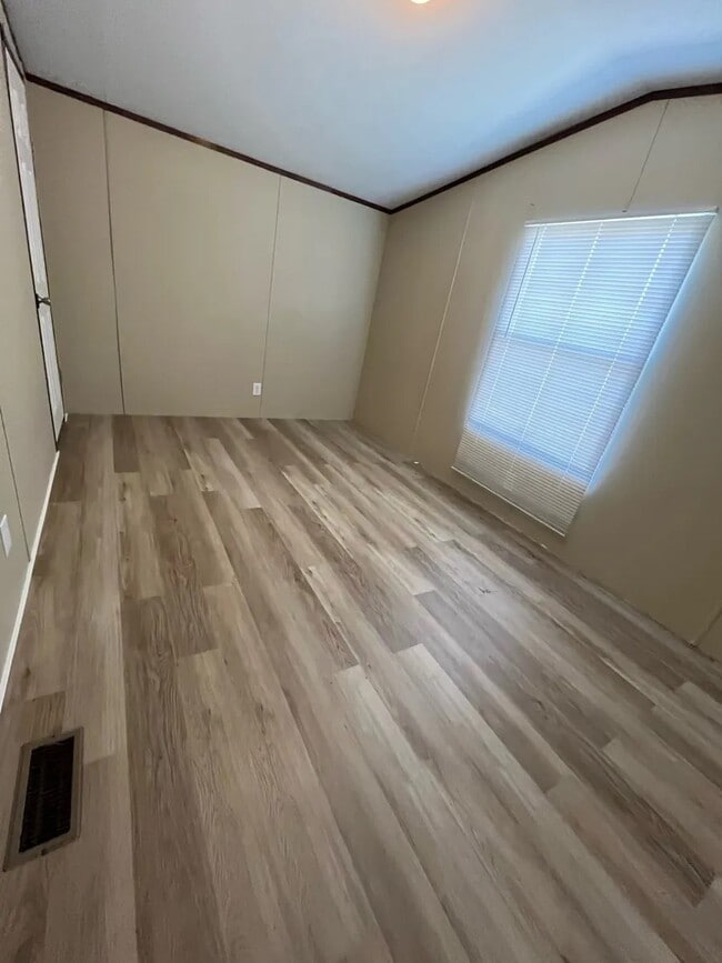 Photo - 5260 SW County Rd