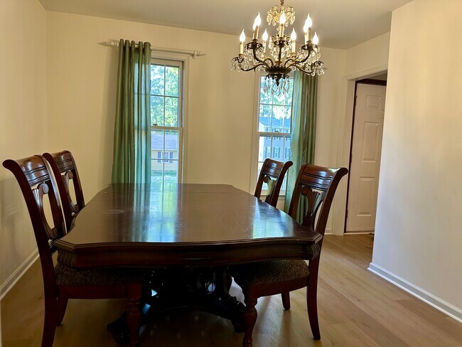 Photo - 4805 Candlelight Pl