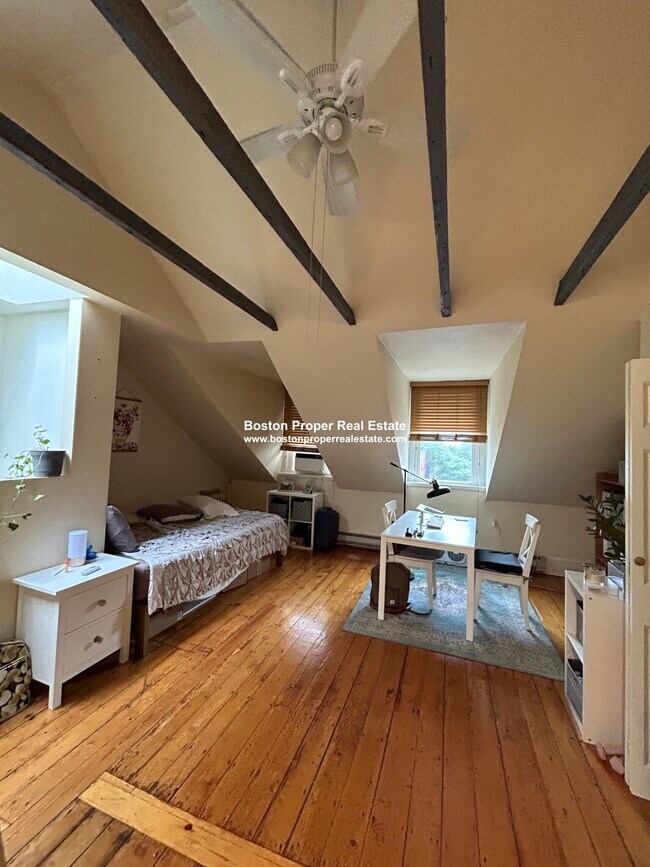 Photo - 32 irving St Unit 4