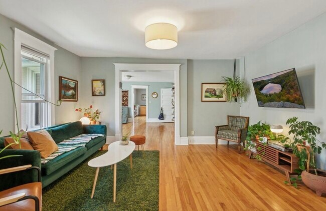 Photo - 3407 Fremont Ave S Unit 2