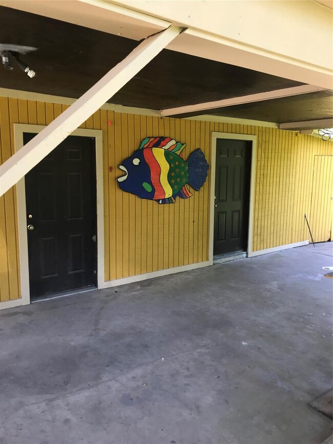 Photo - 1564 Railroad St