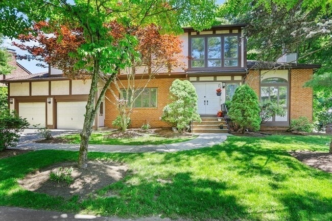 Building Photo - 36 W Boulevard Rd Rental