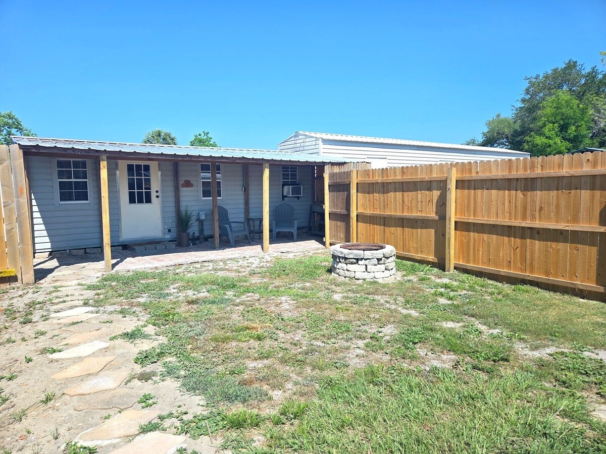 Photo - 1525 Oak Ave Unit 1525 Oak Ave -  B