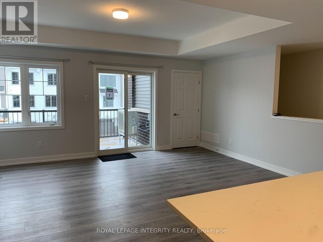 Photo - 296 Anyolite Private