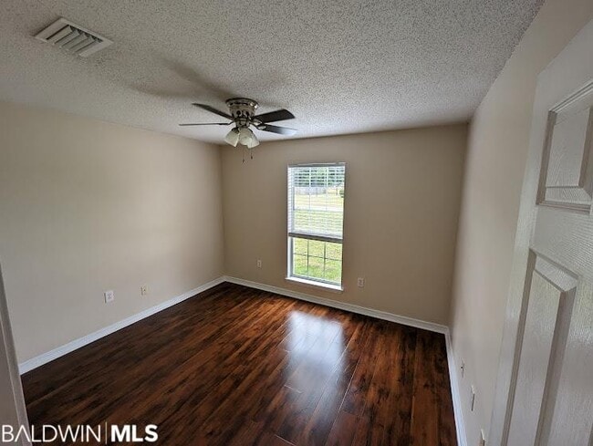 Photo - 12971 Labradors Run