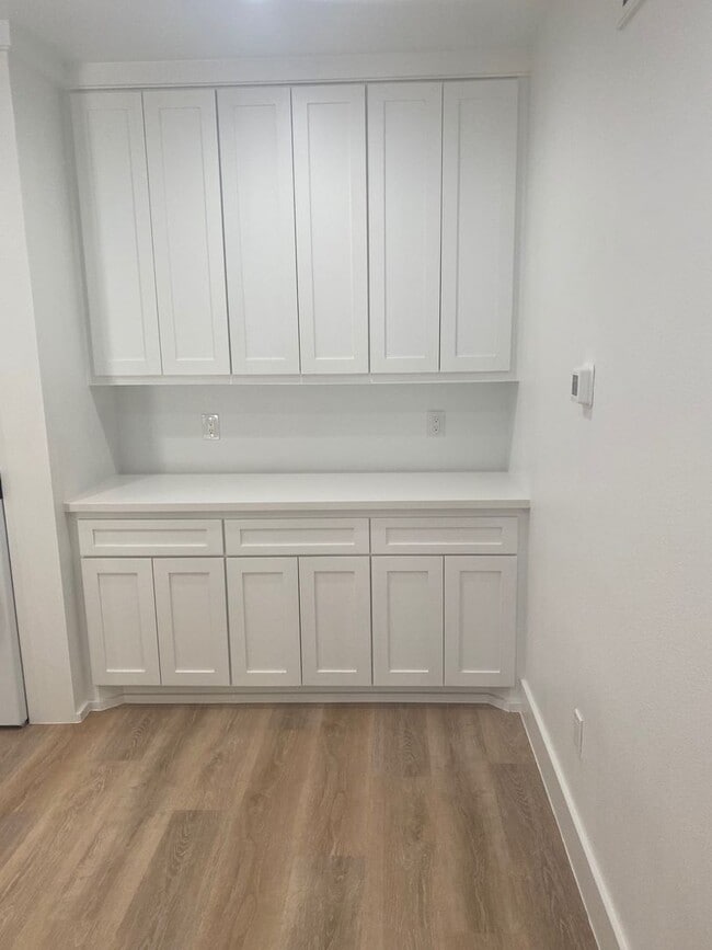 Photo - Marina Pointe One Bedroom Unit Unidad 093-921 Marina Pointe #121