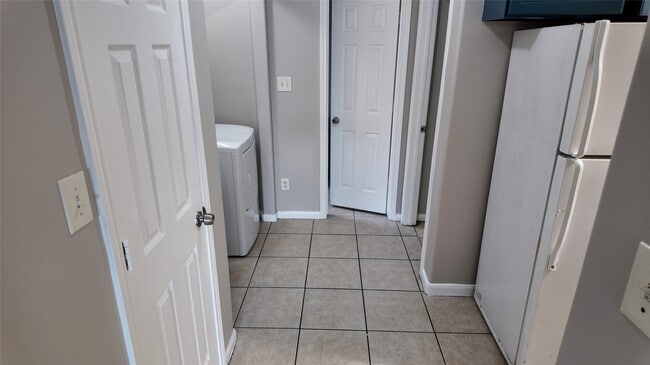 Photo - 3032 La Estancia Ln