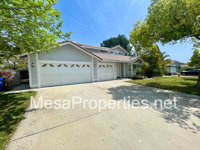 Photo - 2407 N Sycamore Ave