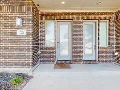 Photo - 13228 Bee St