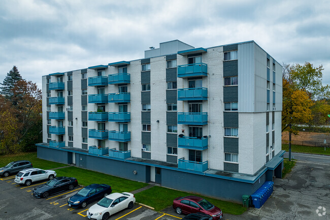 Building Photo - Bristol Park Place