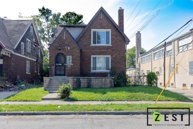 Building Photo - 4893 Chatsworth St Unit 4893 Chatsworth  1 Rental