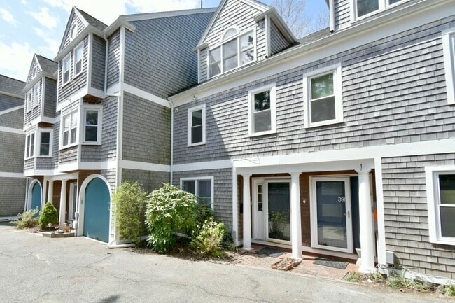 Building Photo - 39E Bellis Cir Rental