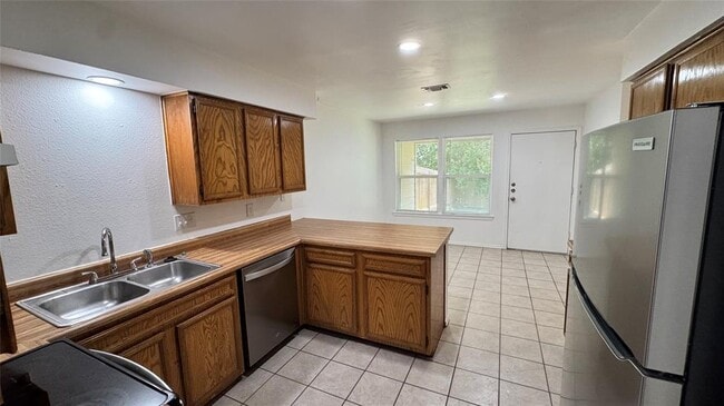 Photo - 1304 Conway Dr
