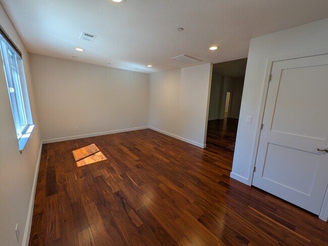 Photo - 344 Orchard Ave