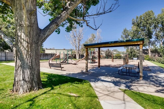 Photo - The Meridian at Lakewood