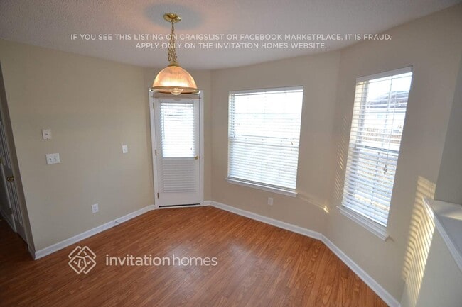 Photo - 4169 Donna Way