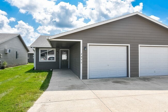 Photo - Walnut Pointe