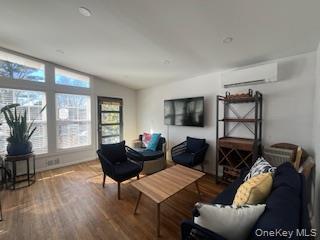 Photo - 27 Crescent Cir