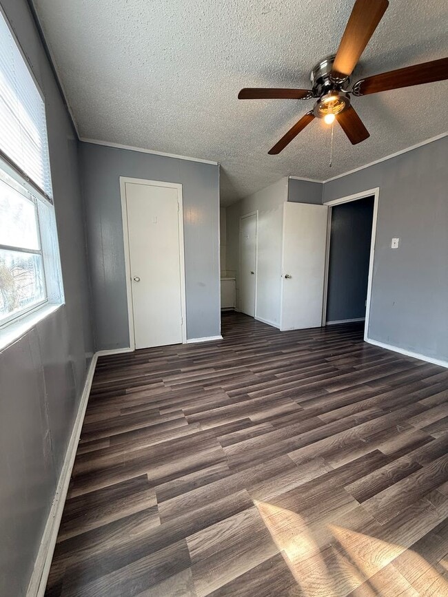 Photo - 1016 N 12th St Unidad #5