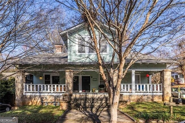 Photo - 976 Delaware Ave SE