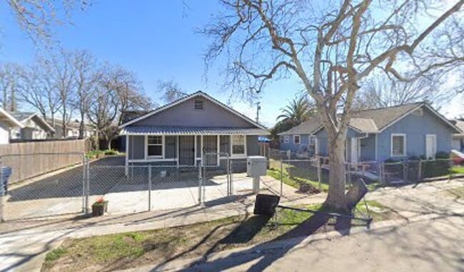 Photo - COMING SOON!! Unidad 2398