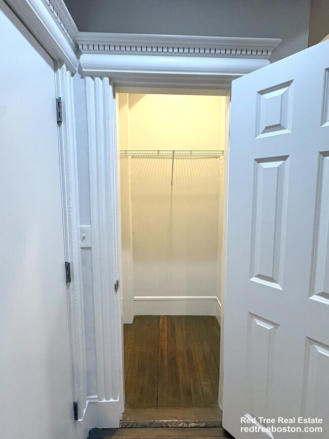 Photo - 11 Queensberry St Unit 37