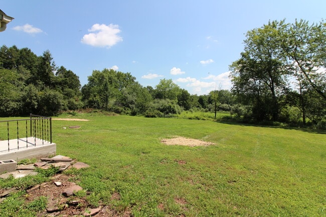 Photo - 229 Pittstown Rd